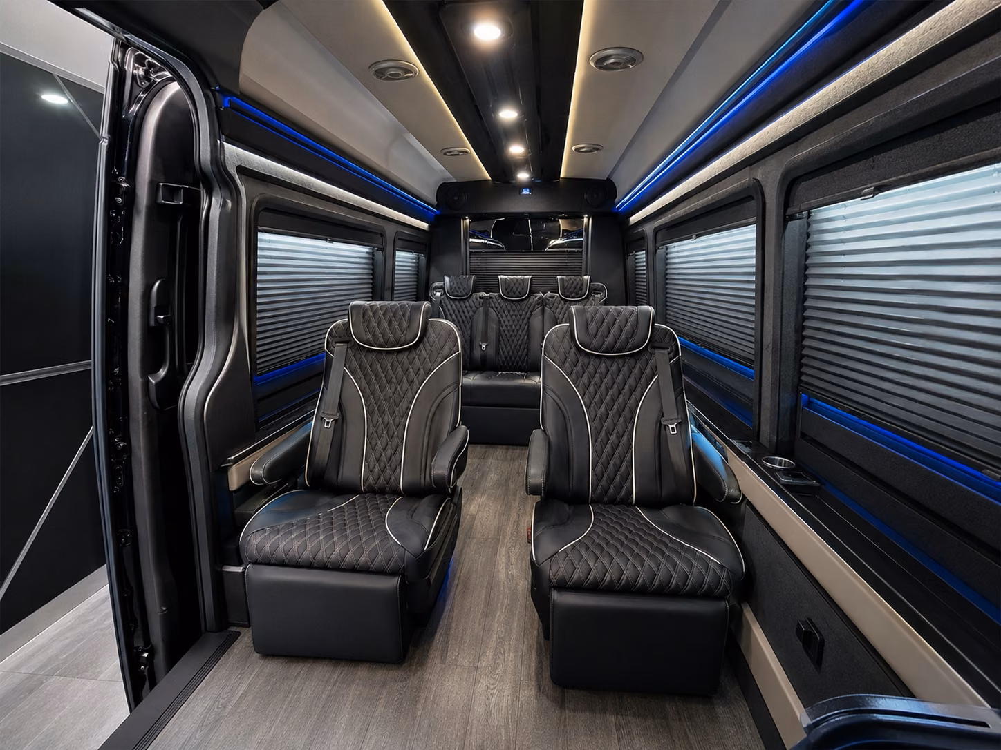 concert and amphitheater bus rentals near santa clarita