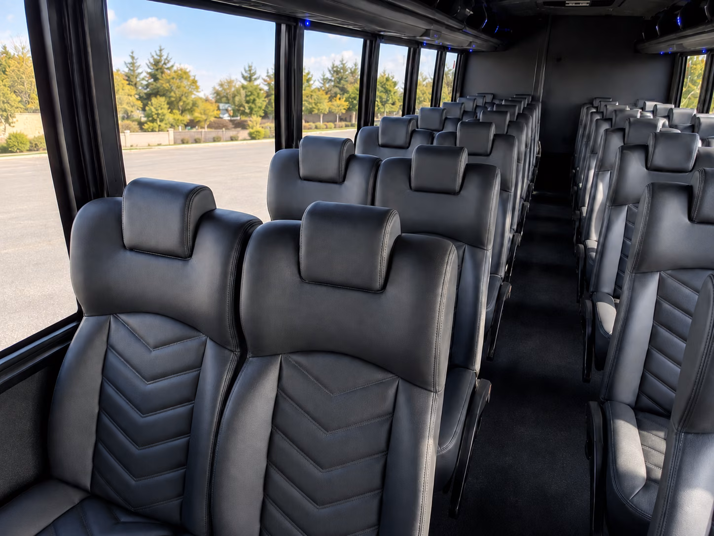 minibus rentals for small groups touring santa clarita valley wineries
