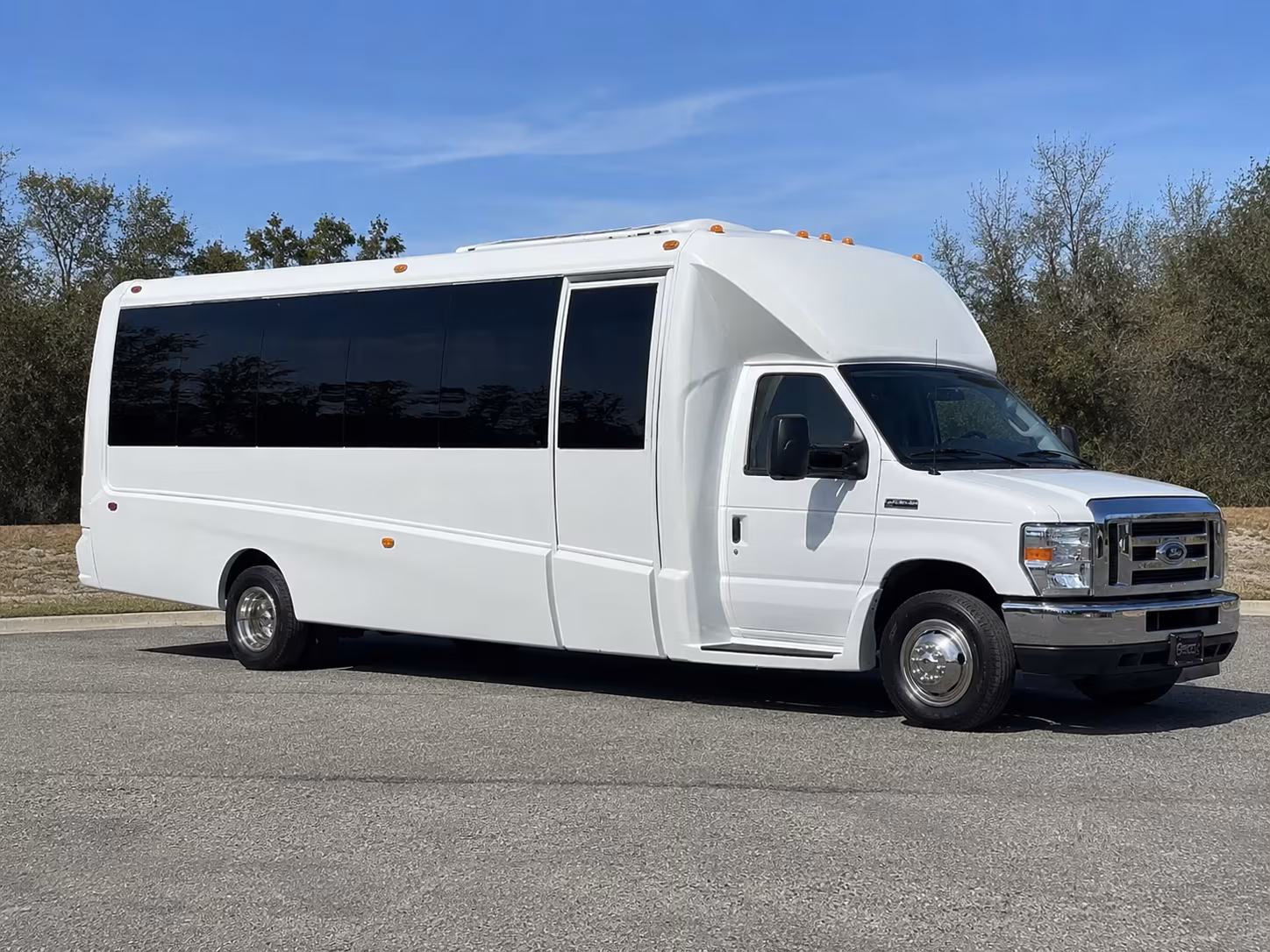 party buses to kings and lakers games at crypto com arena