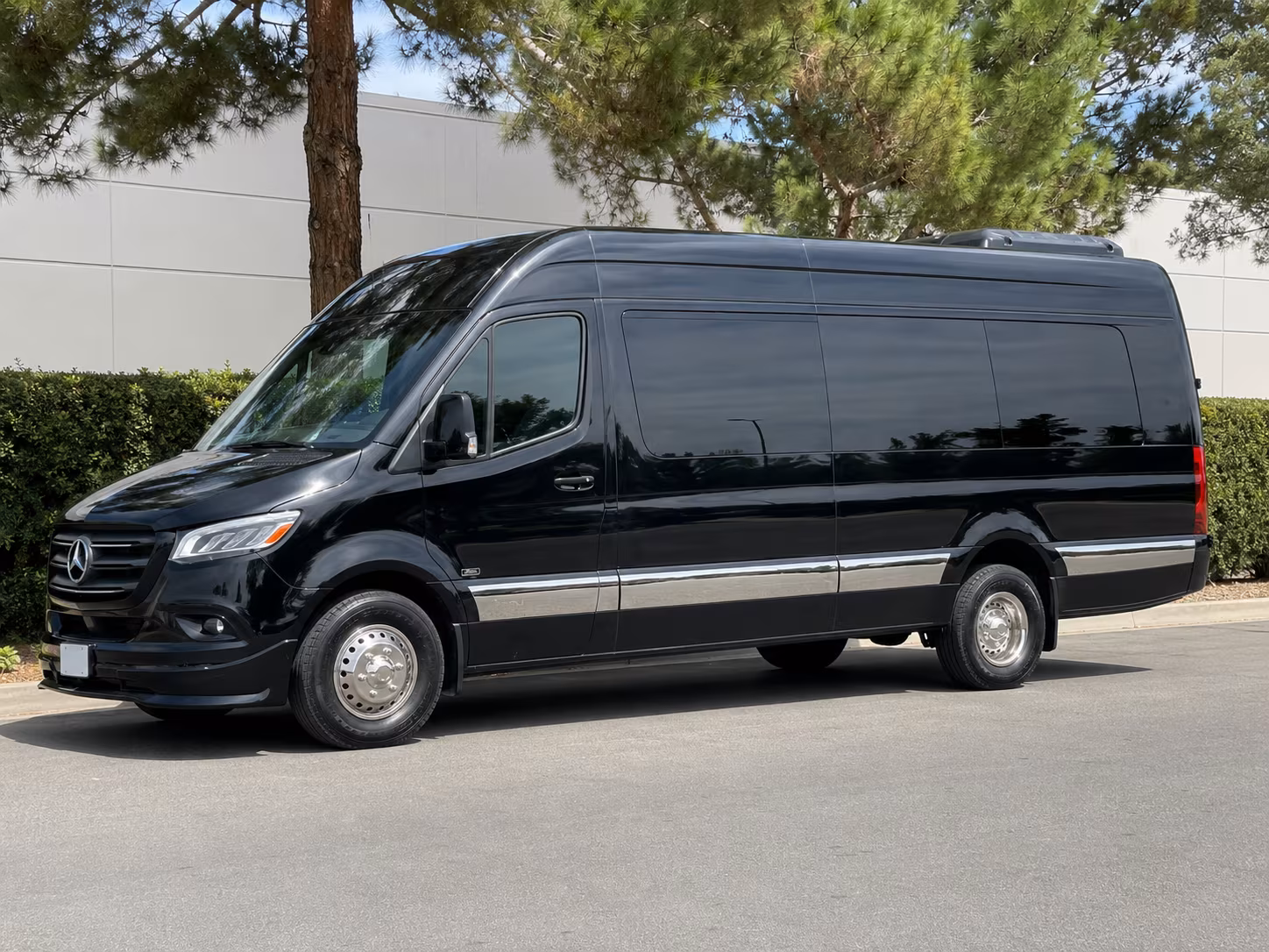 reserve transportation for your next airport transfer 3