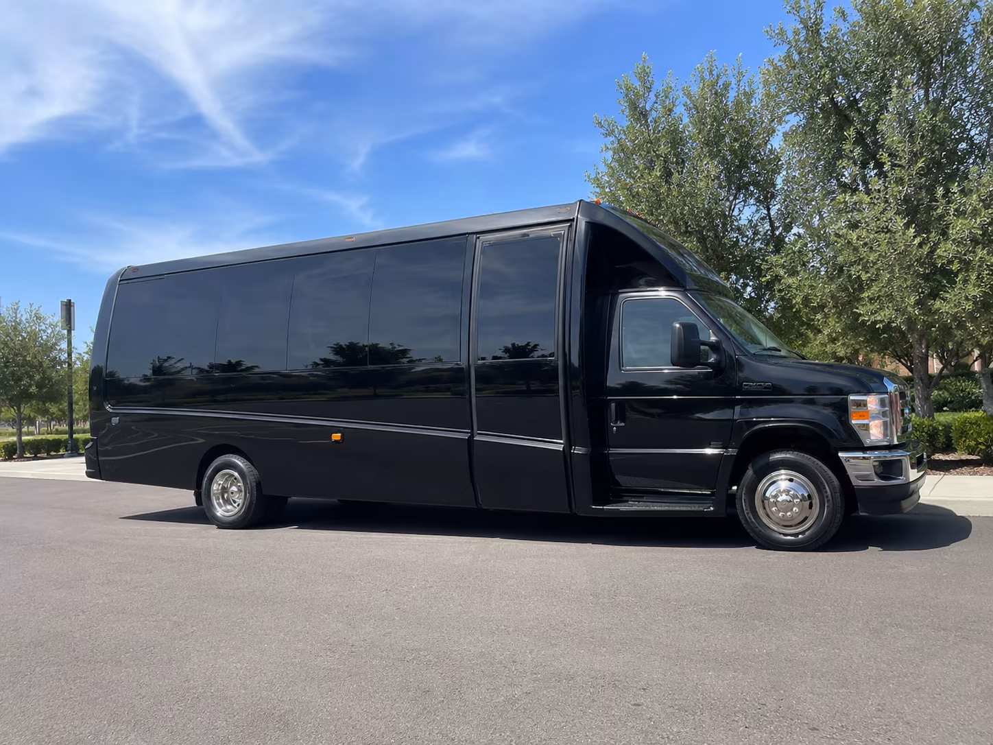 reserve transportation for your next corporate event 3
