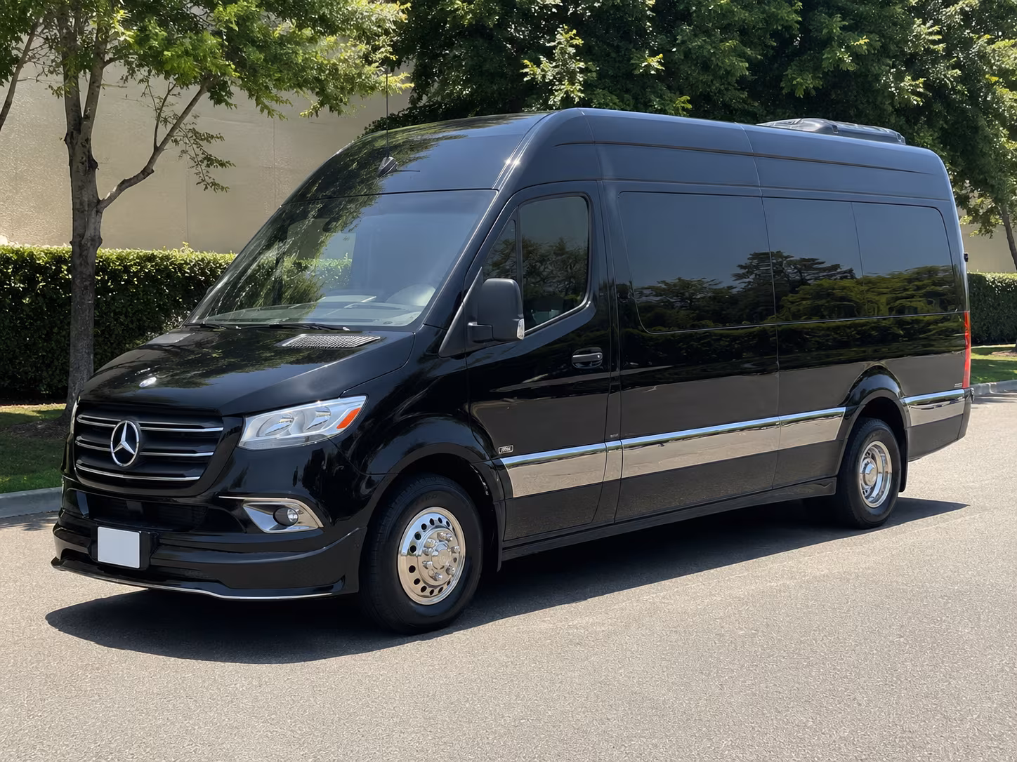 santa clarita airport transportation onboard seating