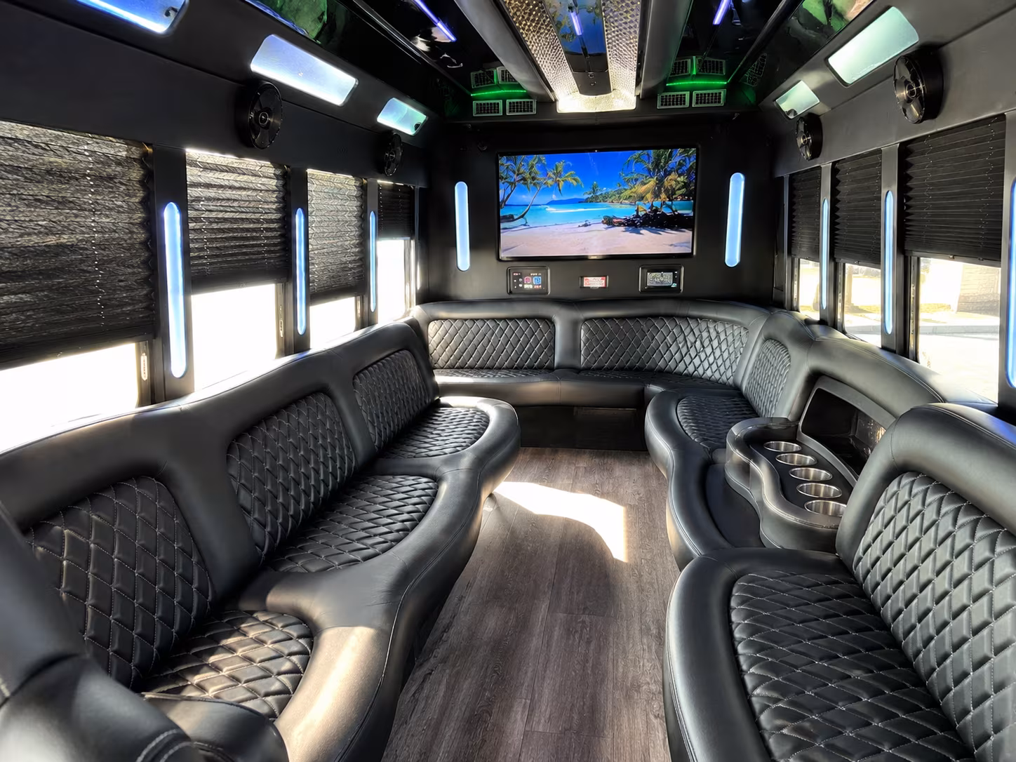 santa clarita holiday party bus rental