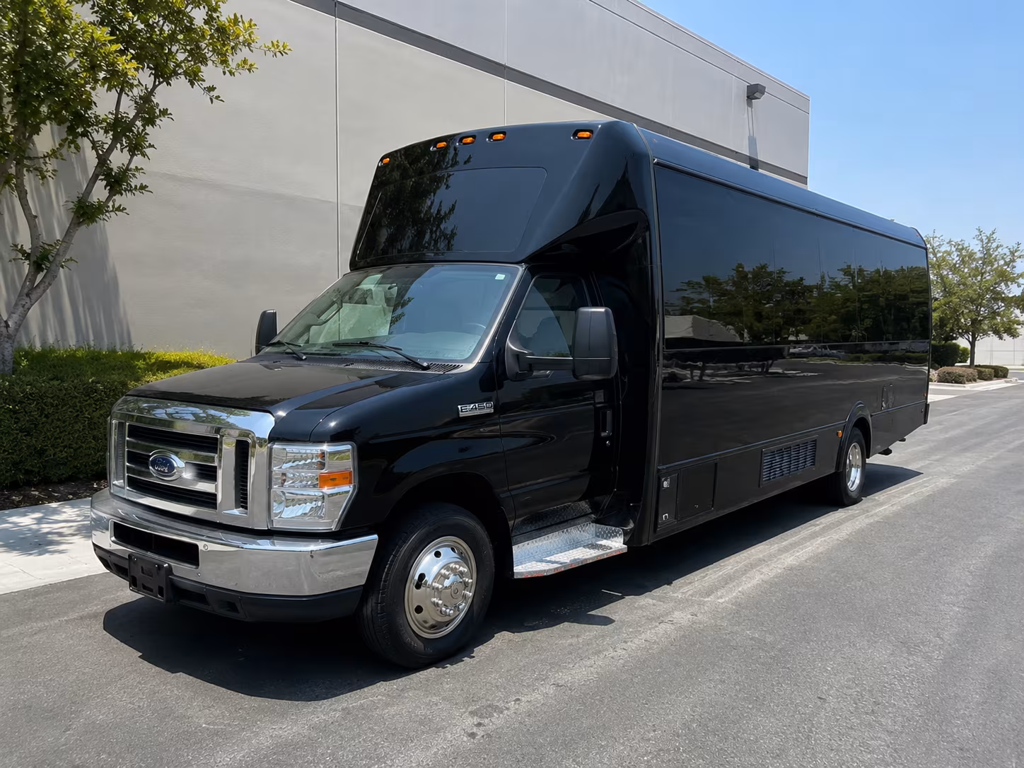 santa clarita night out party bus rental