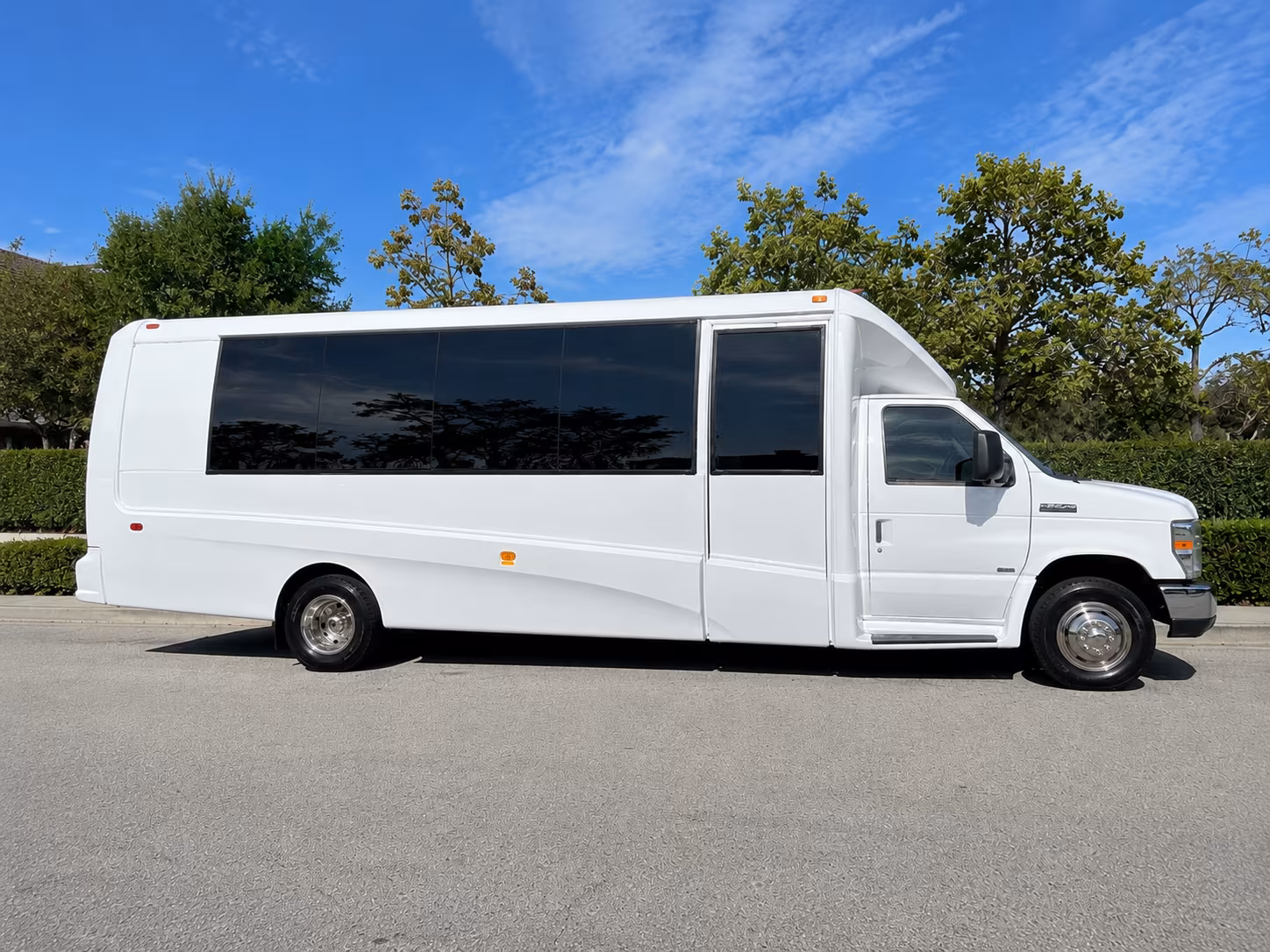 santa clarita sporting event transportation