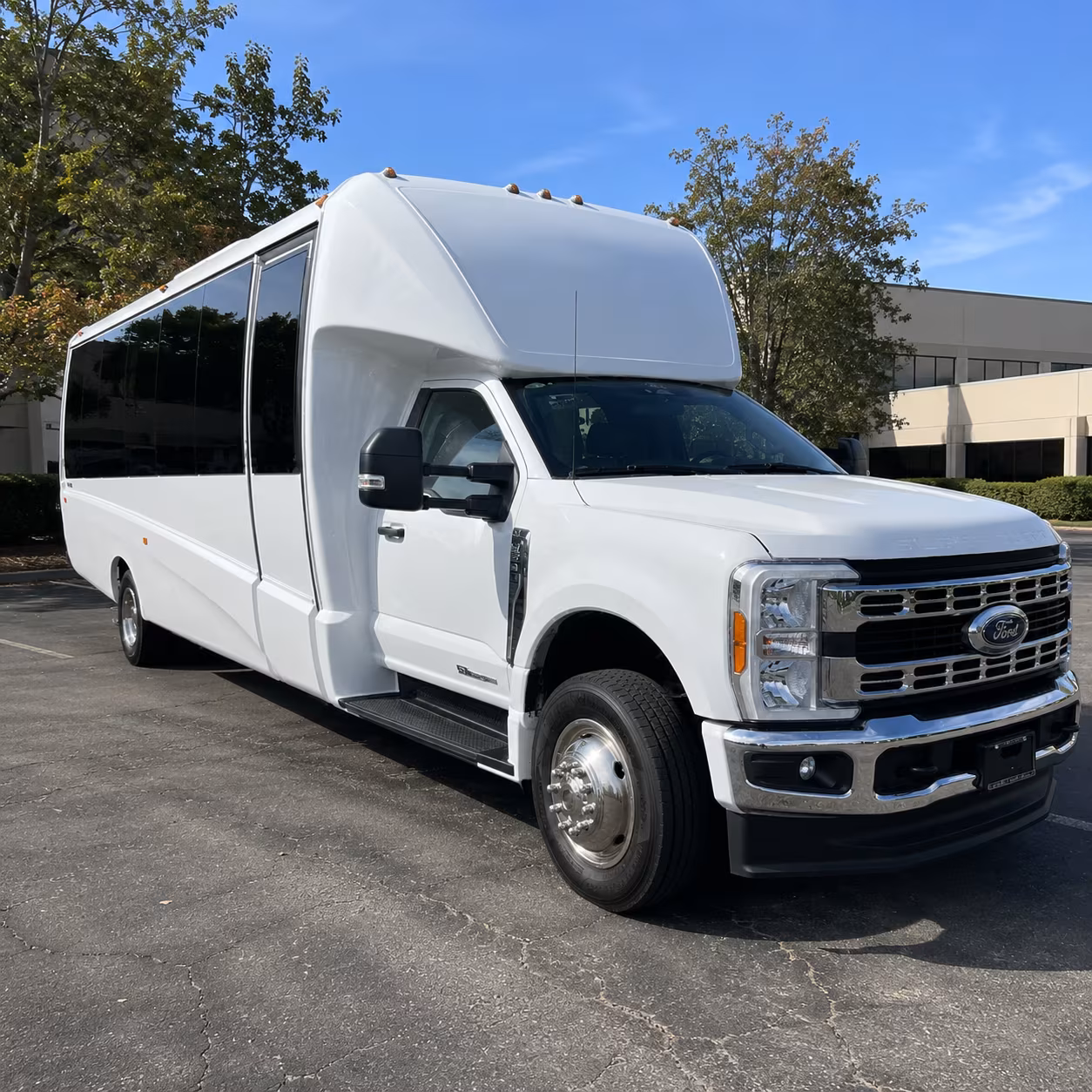 shuttle buses for weekly worship services in santa clarita